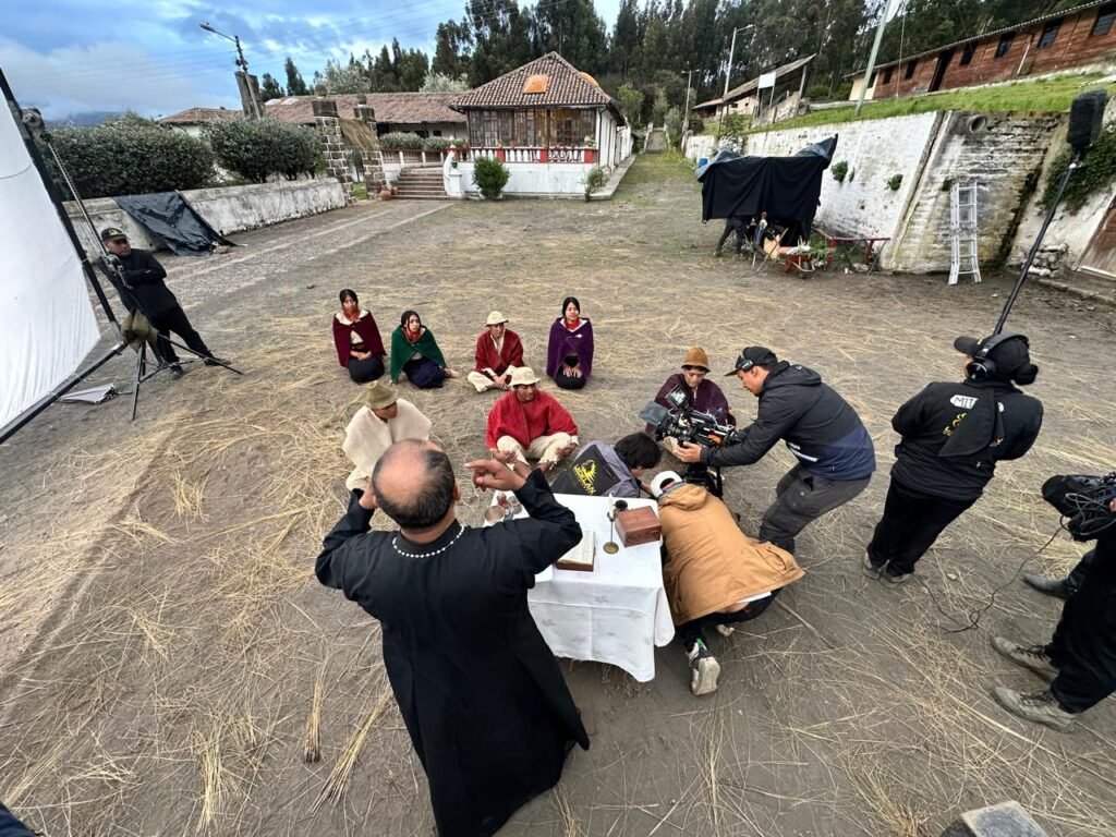 Rodaje en exteriores en la sierra ecuatoriana con equipo técnico